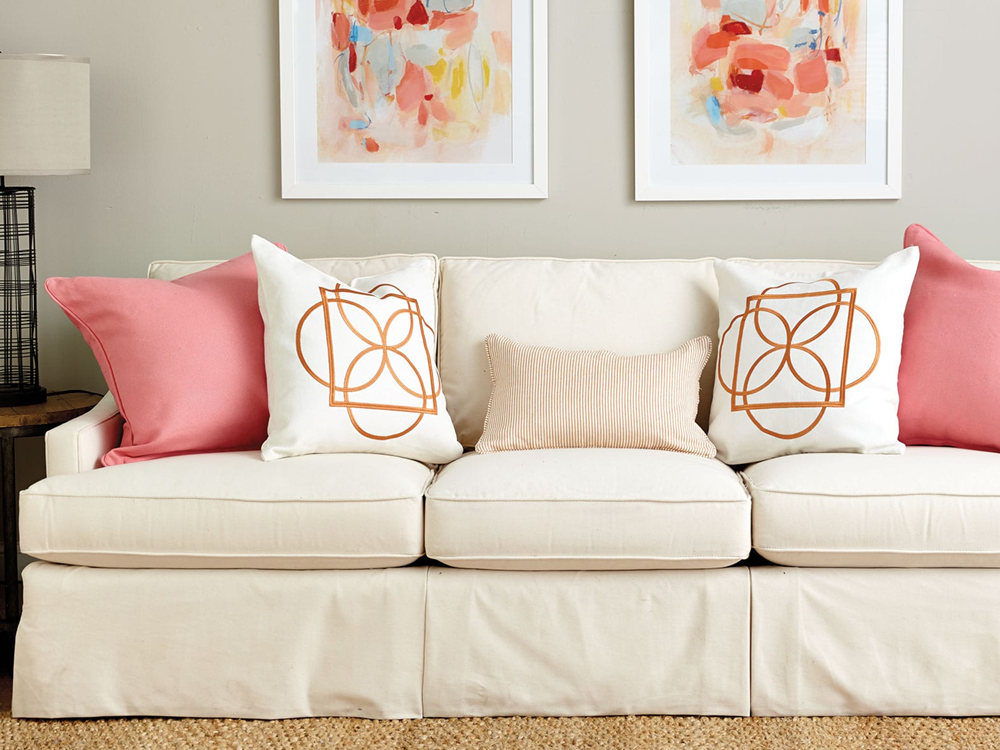 Factors To Consider When Buying A Sofa Pillow